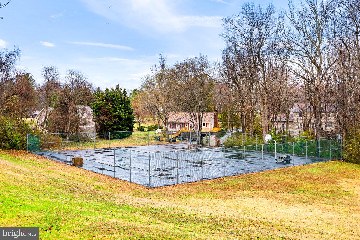 PRESIDENTIAL LAKES - Residential