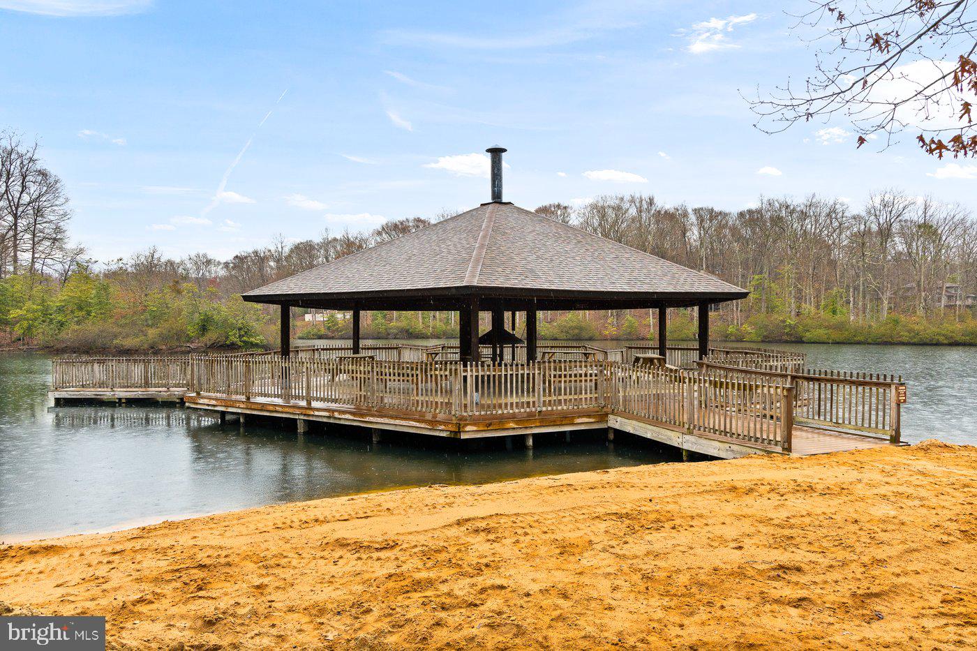 PRESIDENTIAL LAKES - Residential