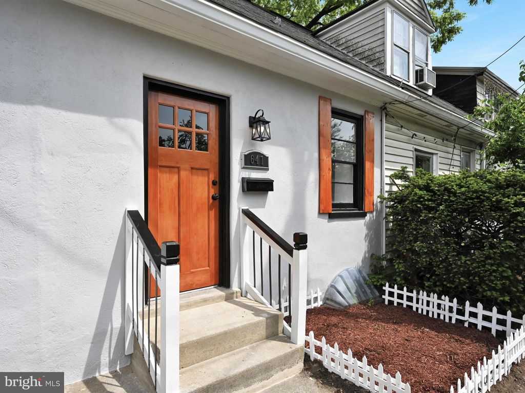 Photo of 641 S FRANKLIN ST, LANCASTER, PA 17602 (MLS # PALA2034694)