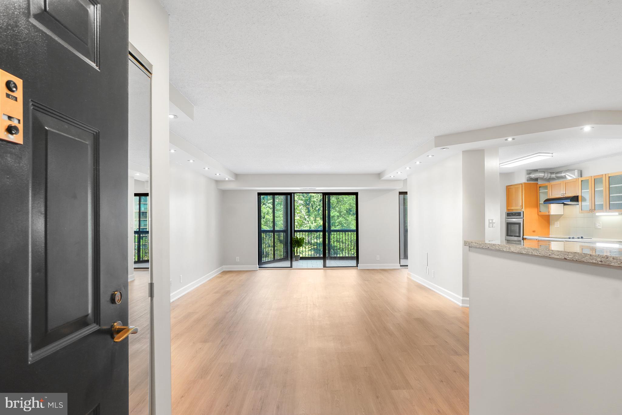 5904 MOUNT EAGLE DRIVE 601