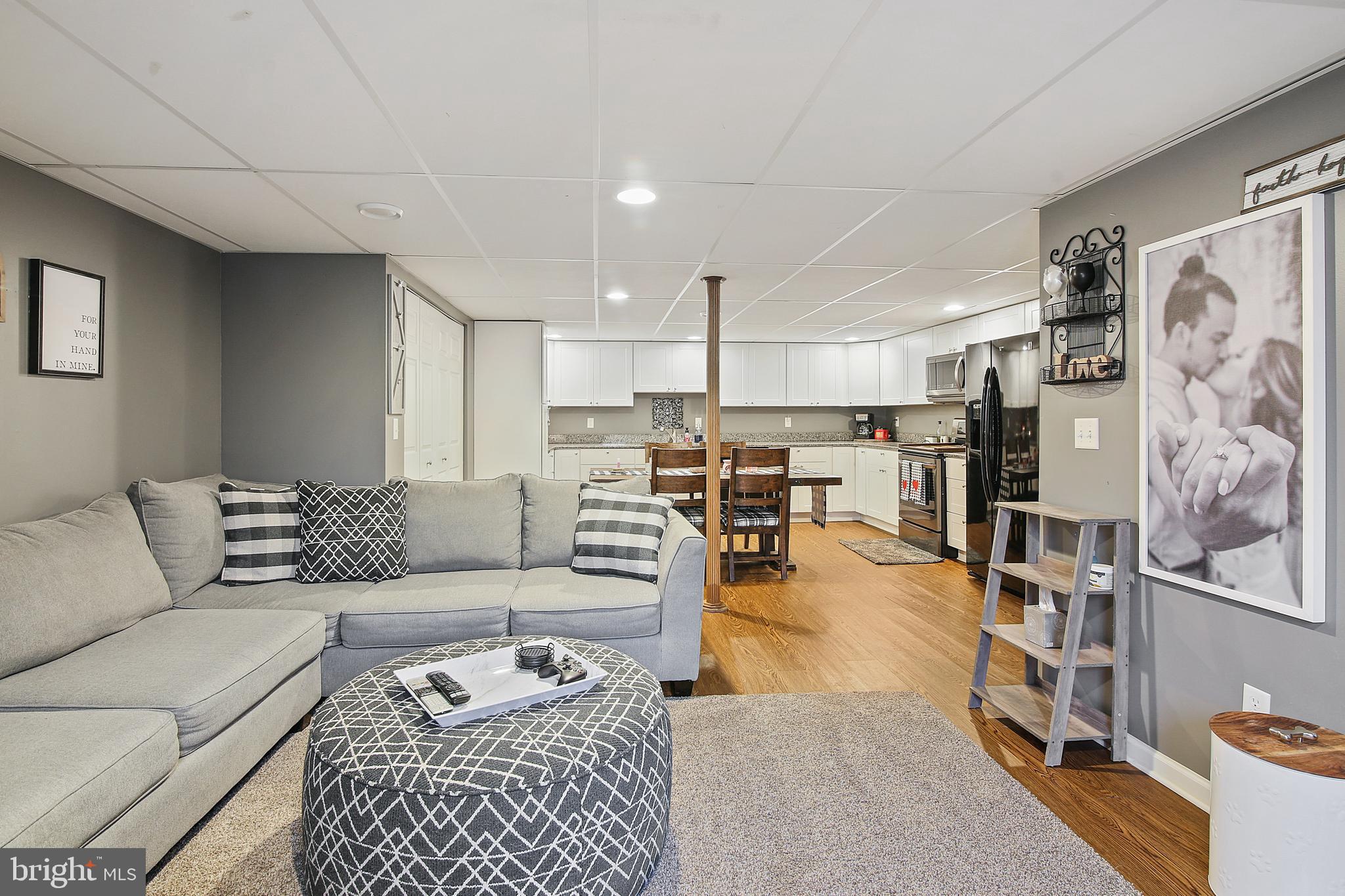 PATRIOTS GLEN - Residential