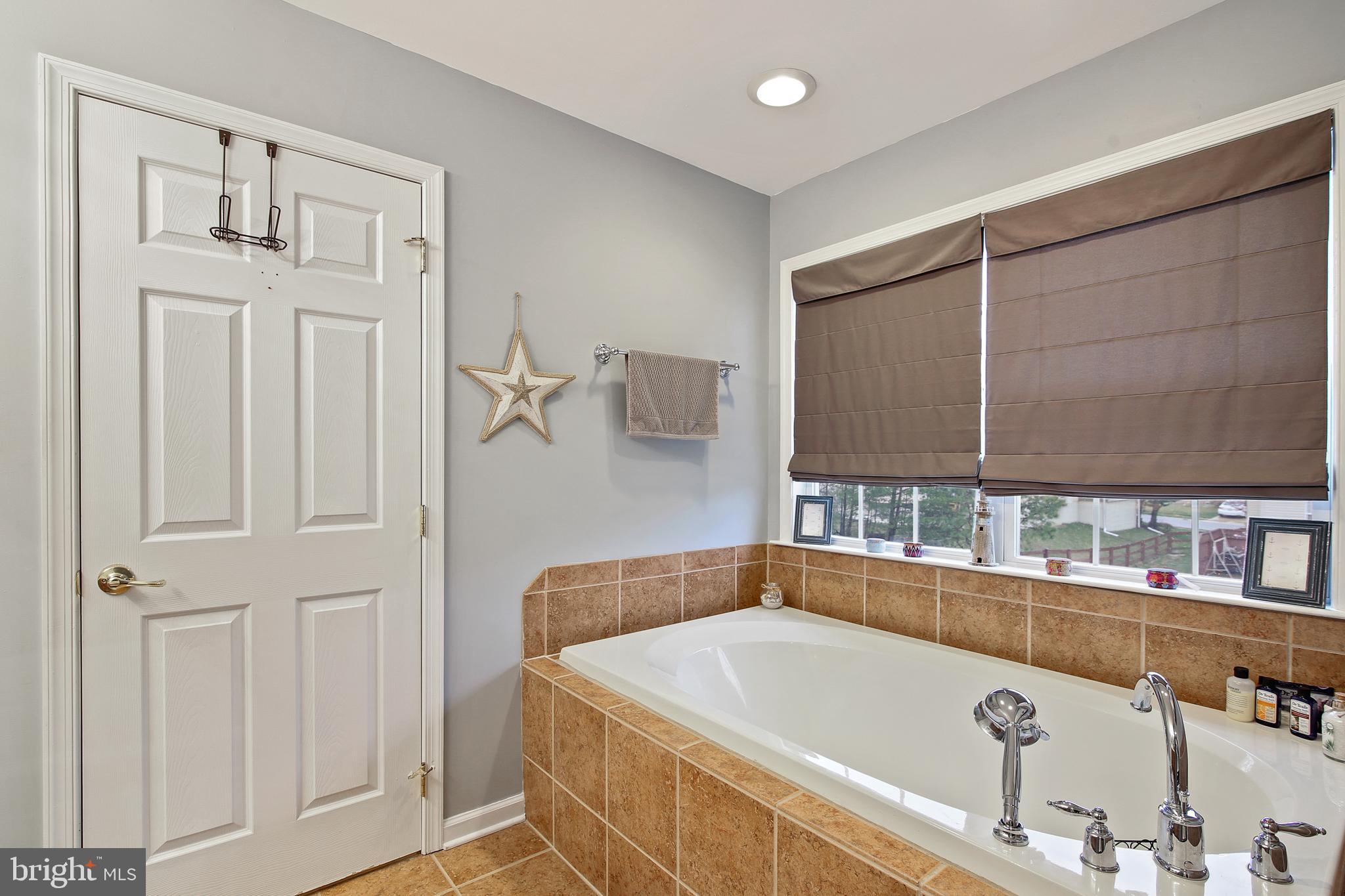 PATRIOTS GLEN - Residential