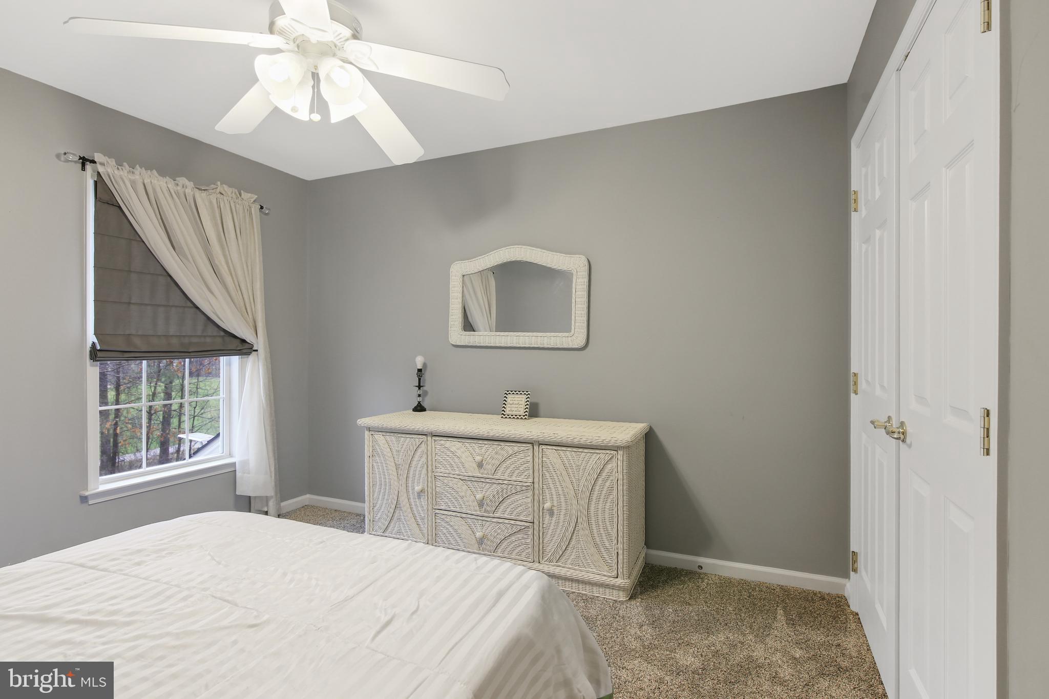 PATRIOTS GLEN - Residential