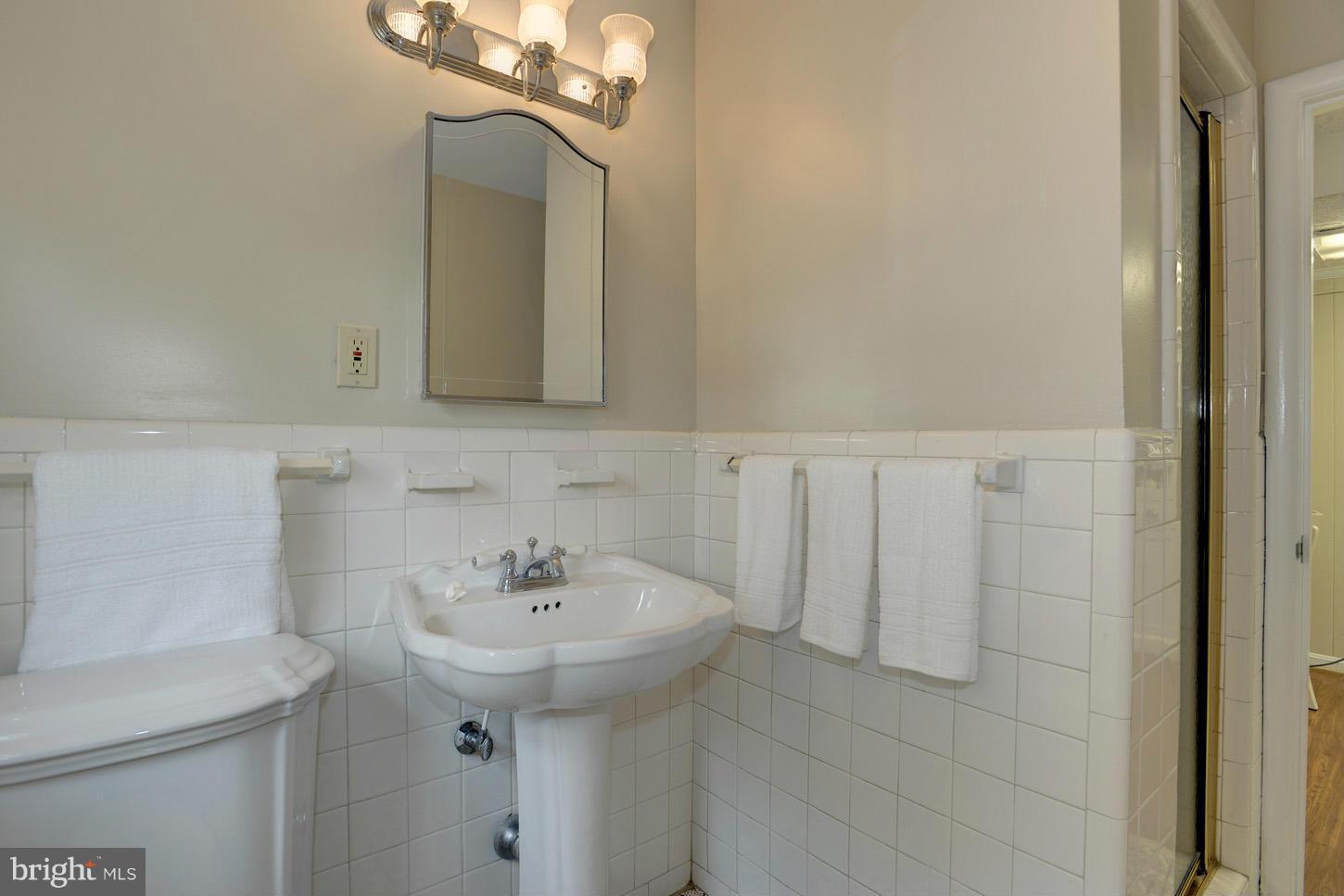 DARNESTOWN OUTSIDE - Residential