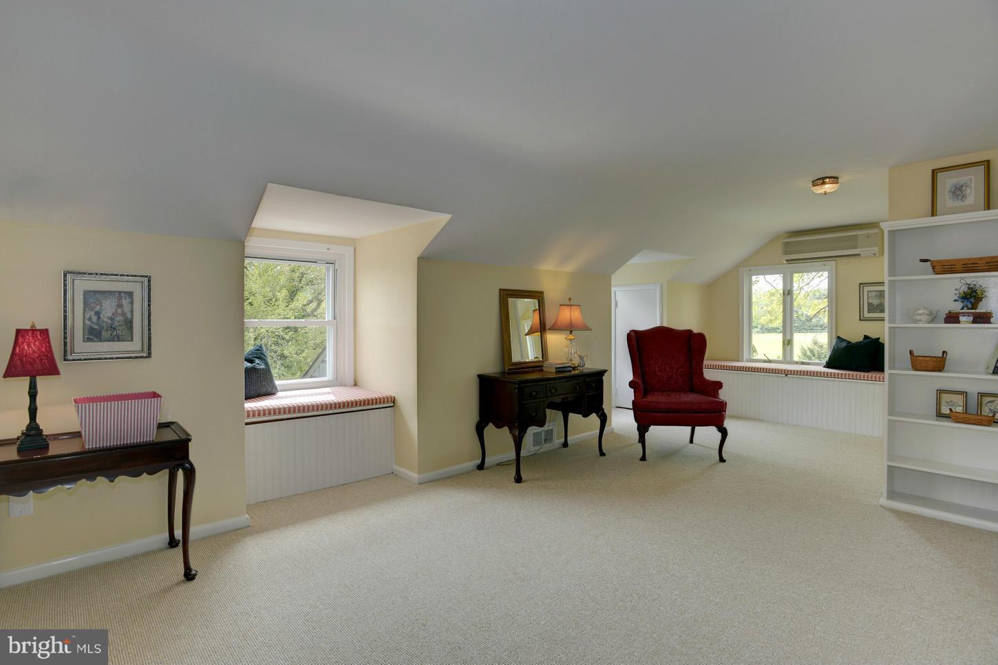 DARNESTOWN OUTSIDE - Residential