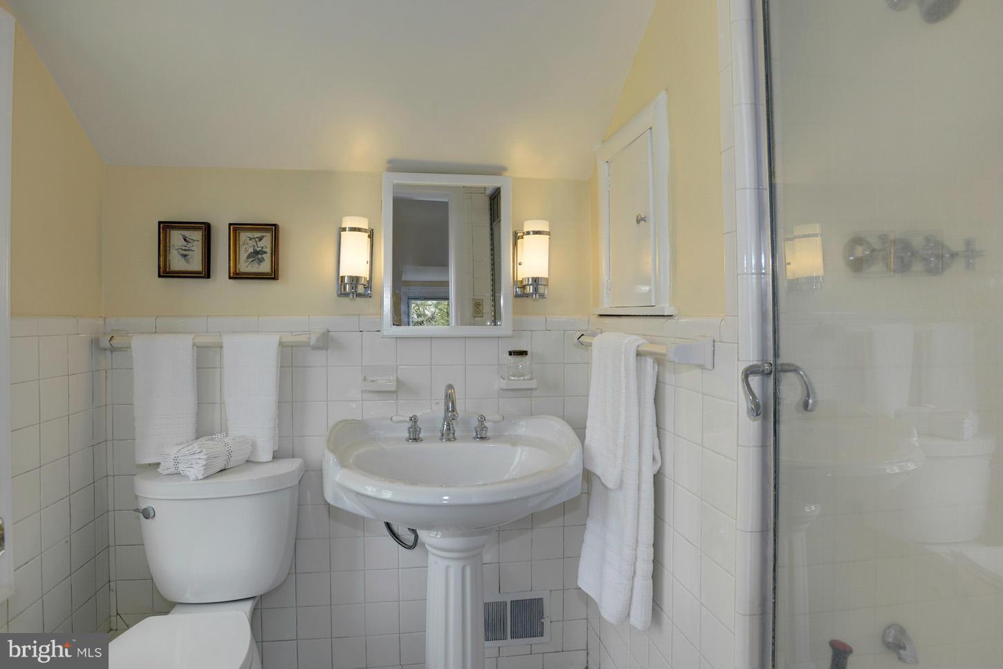 DARNESTOWN OUTSIDE - Residential