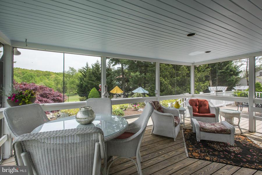 DARNESTOWN OUTSIDE - Residential