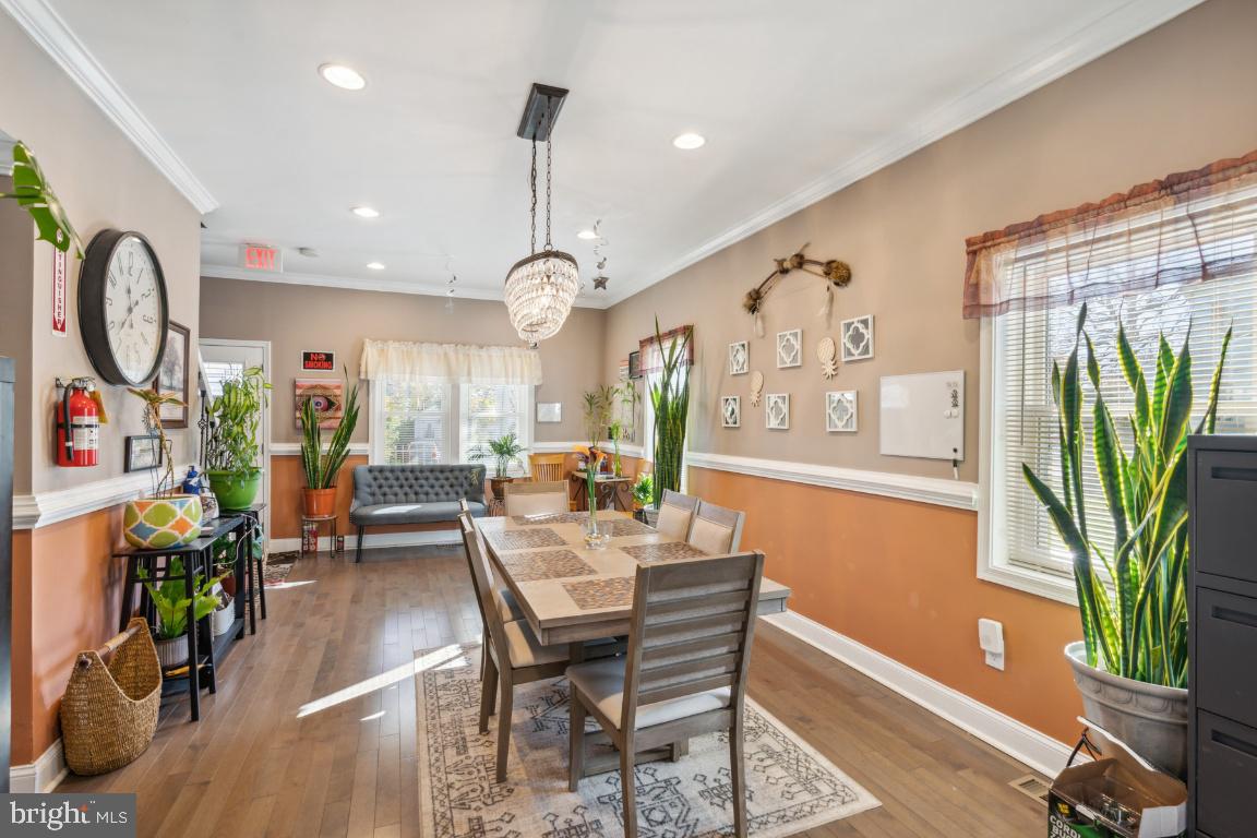 DOLFIELD - Commercial Sale