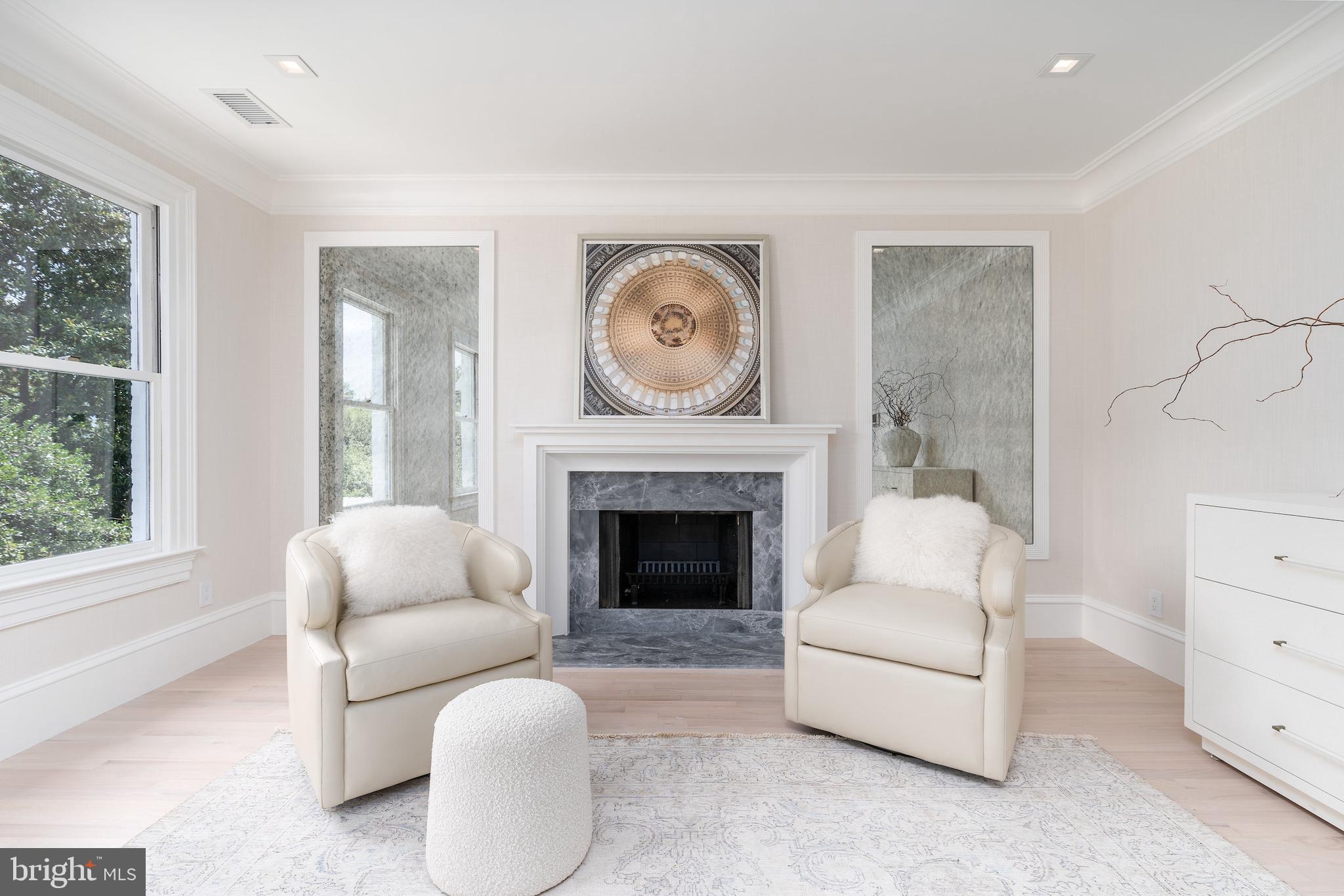 GEORGETOWN - Residential