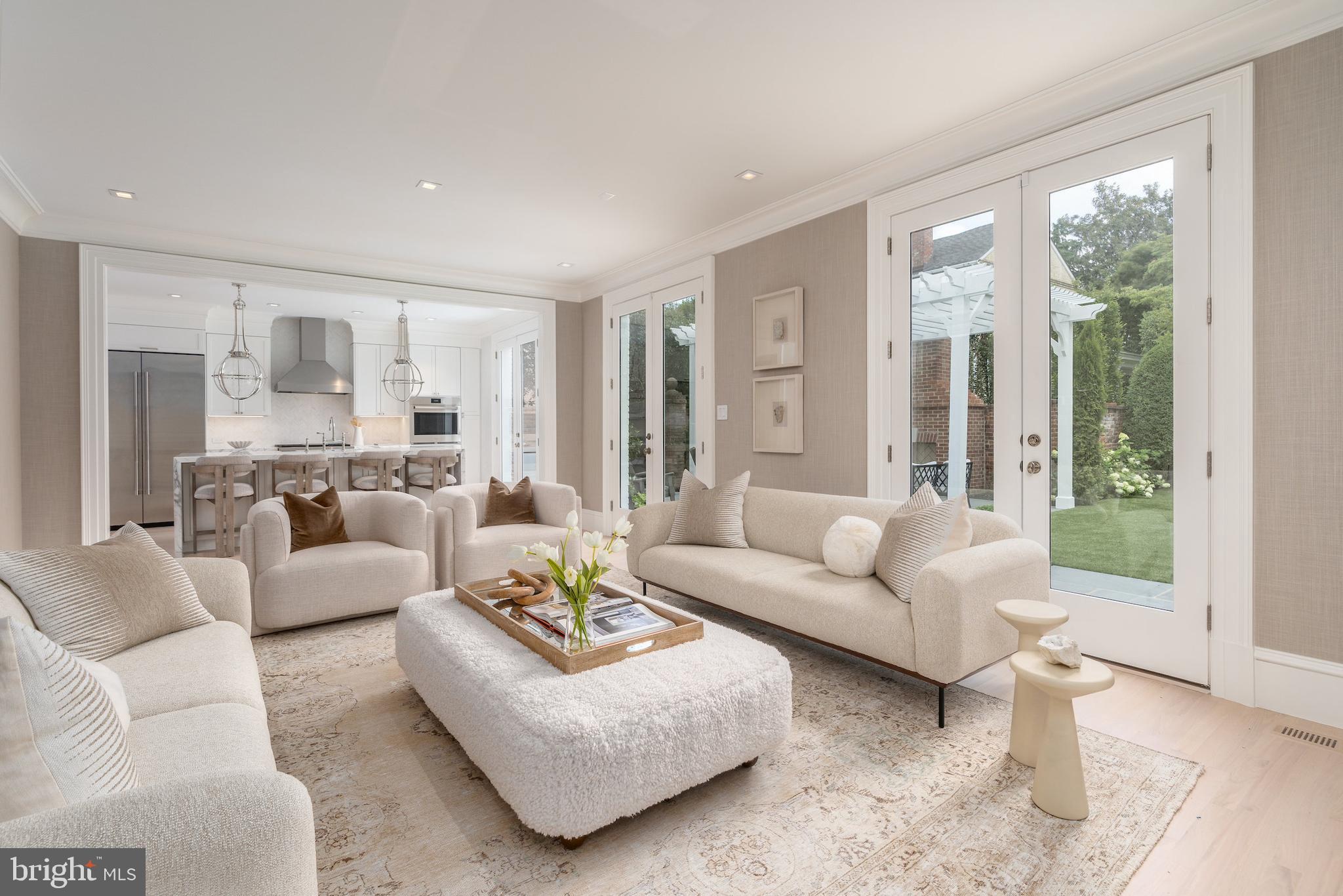 GEORGETOWN - Residential