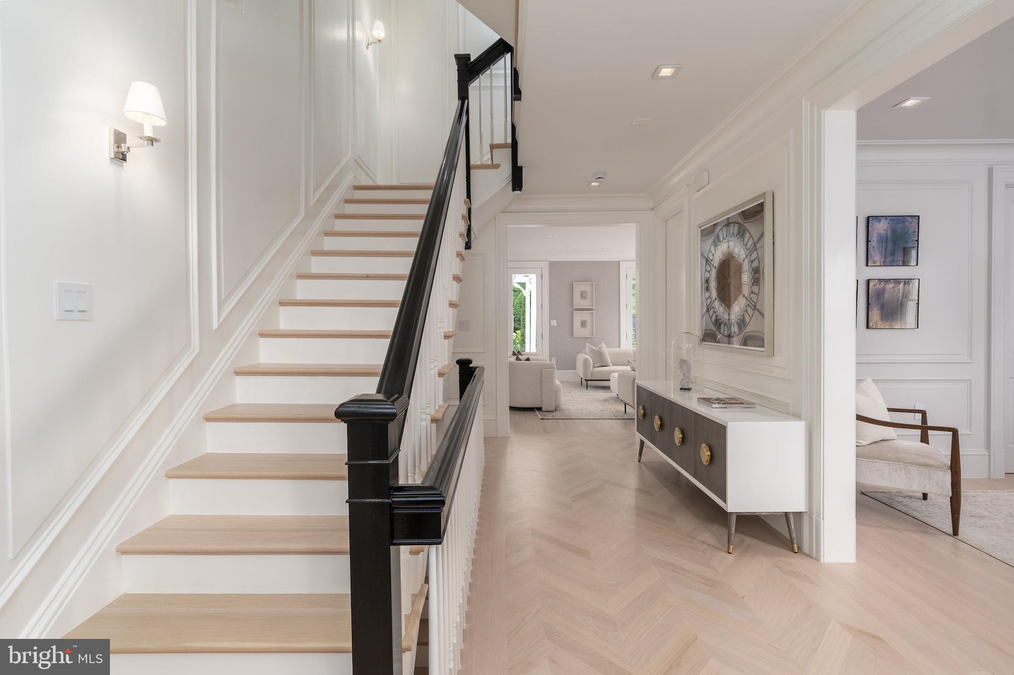 GEORGETOWN - Residential