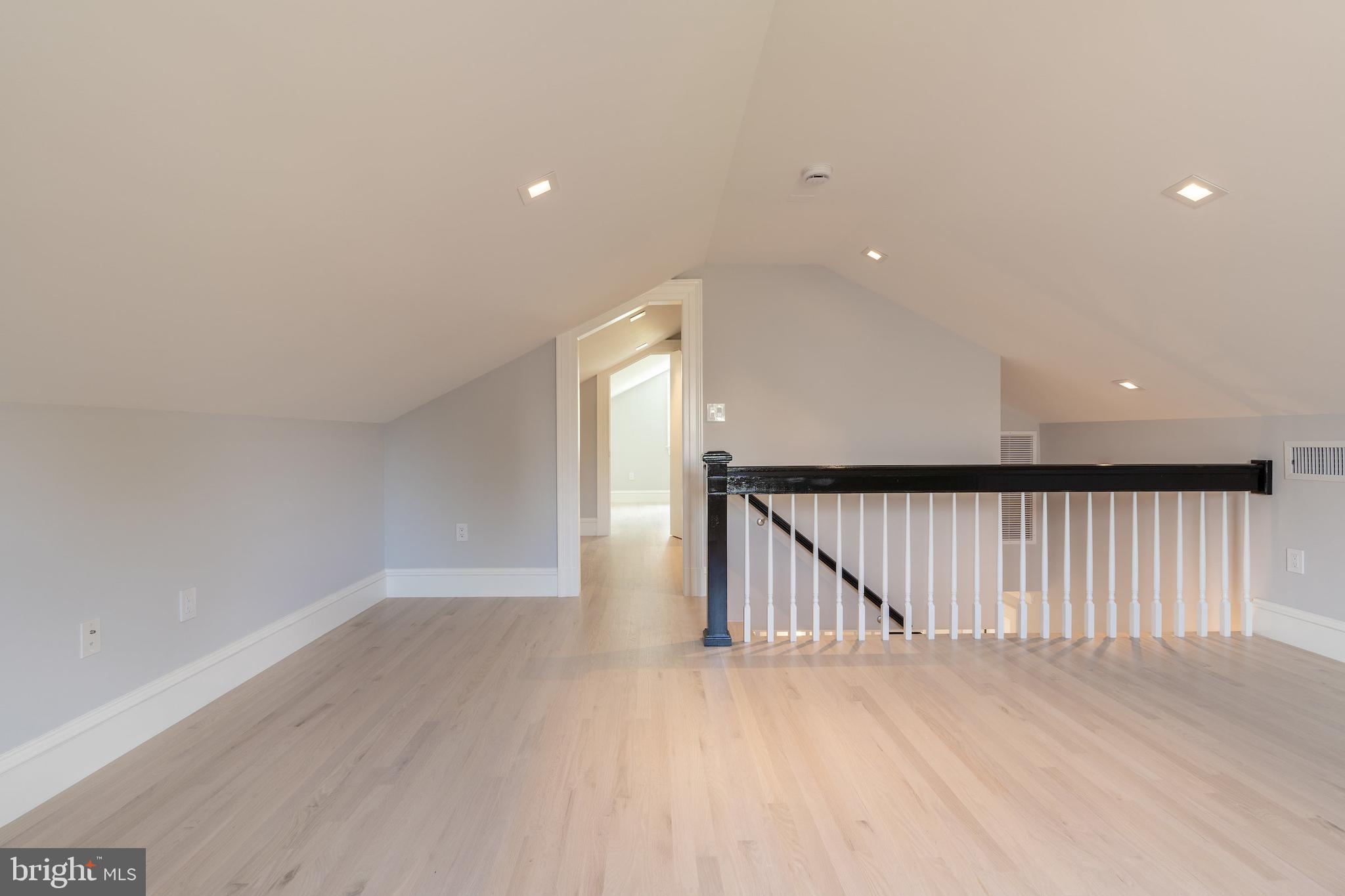 GEORGETOWN - Residential