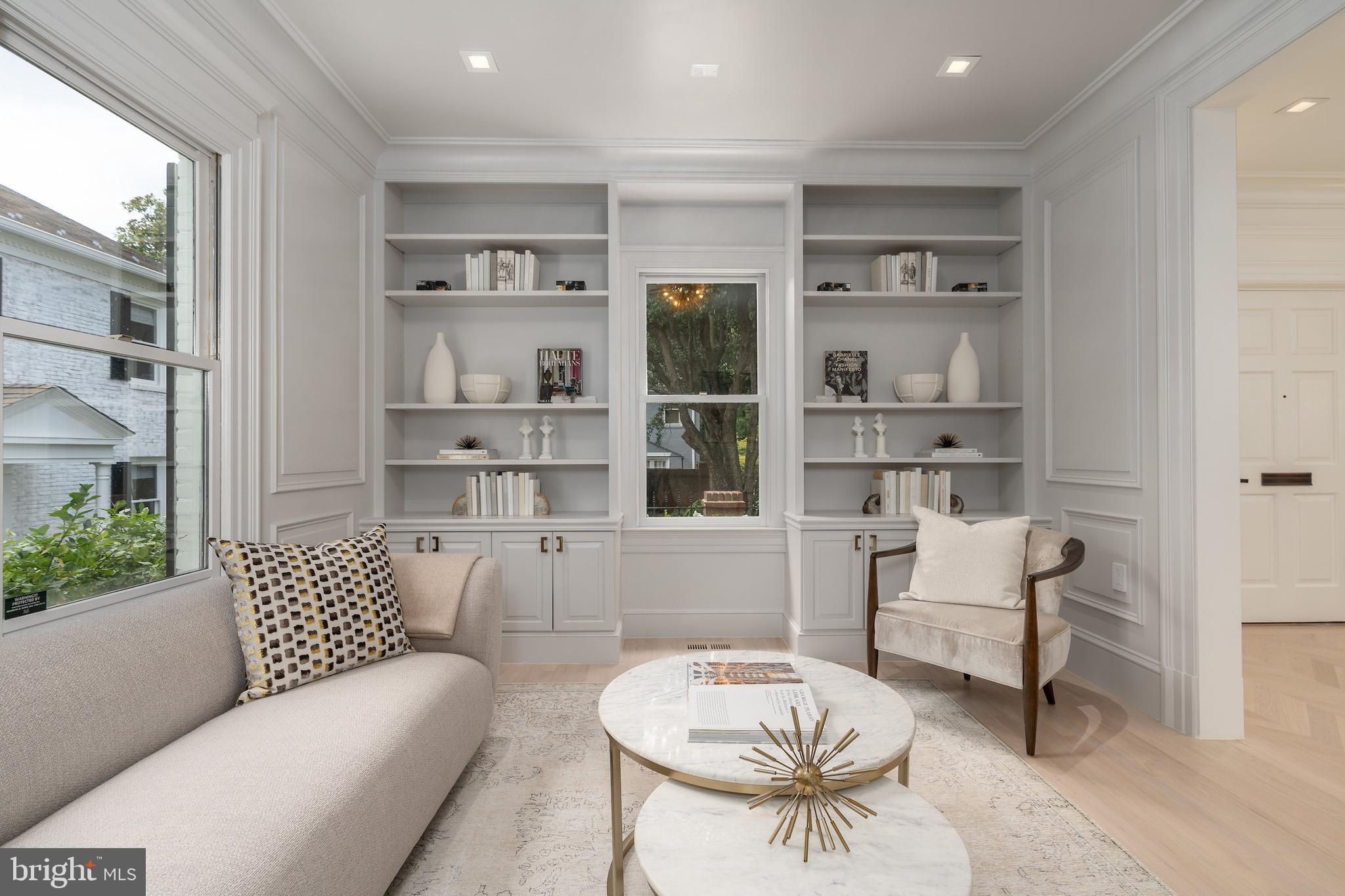 GEORGETOWN - Residential