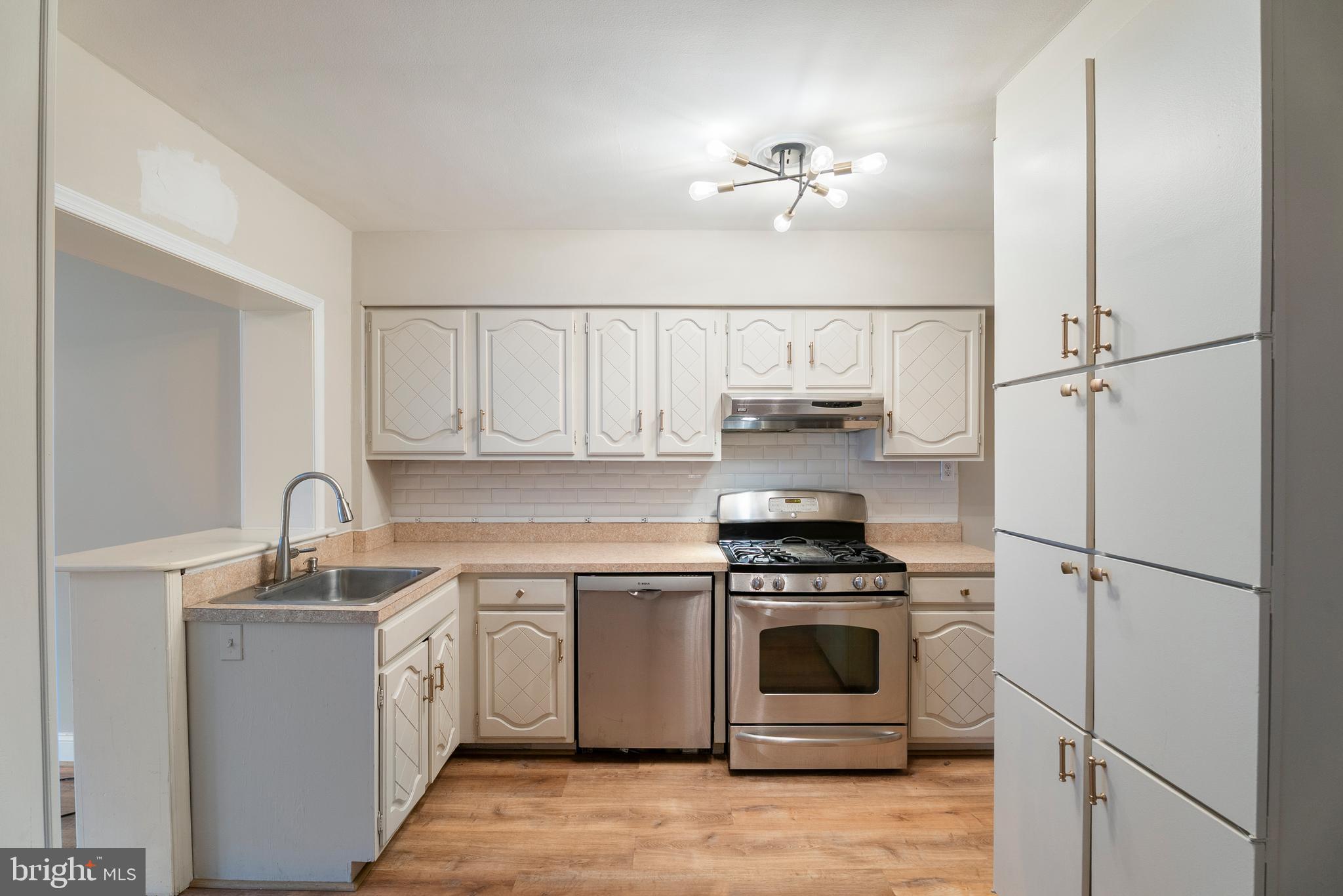 MIDDLESEX - Residential