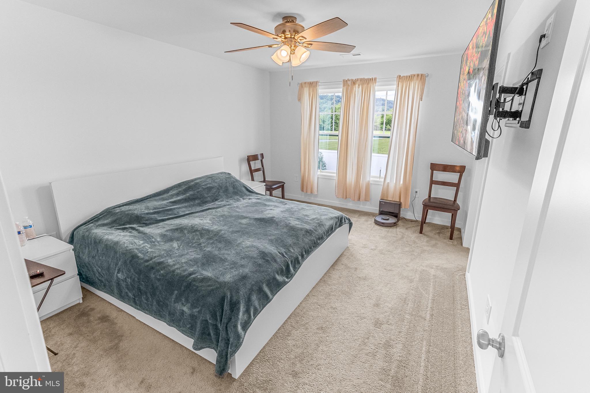 POINT VIEW ESTATES - Residential