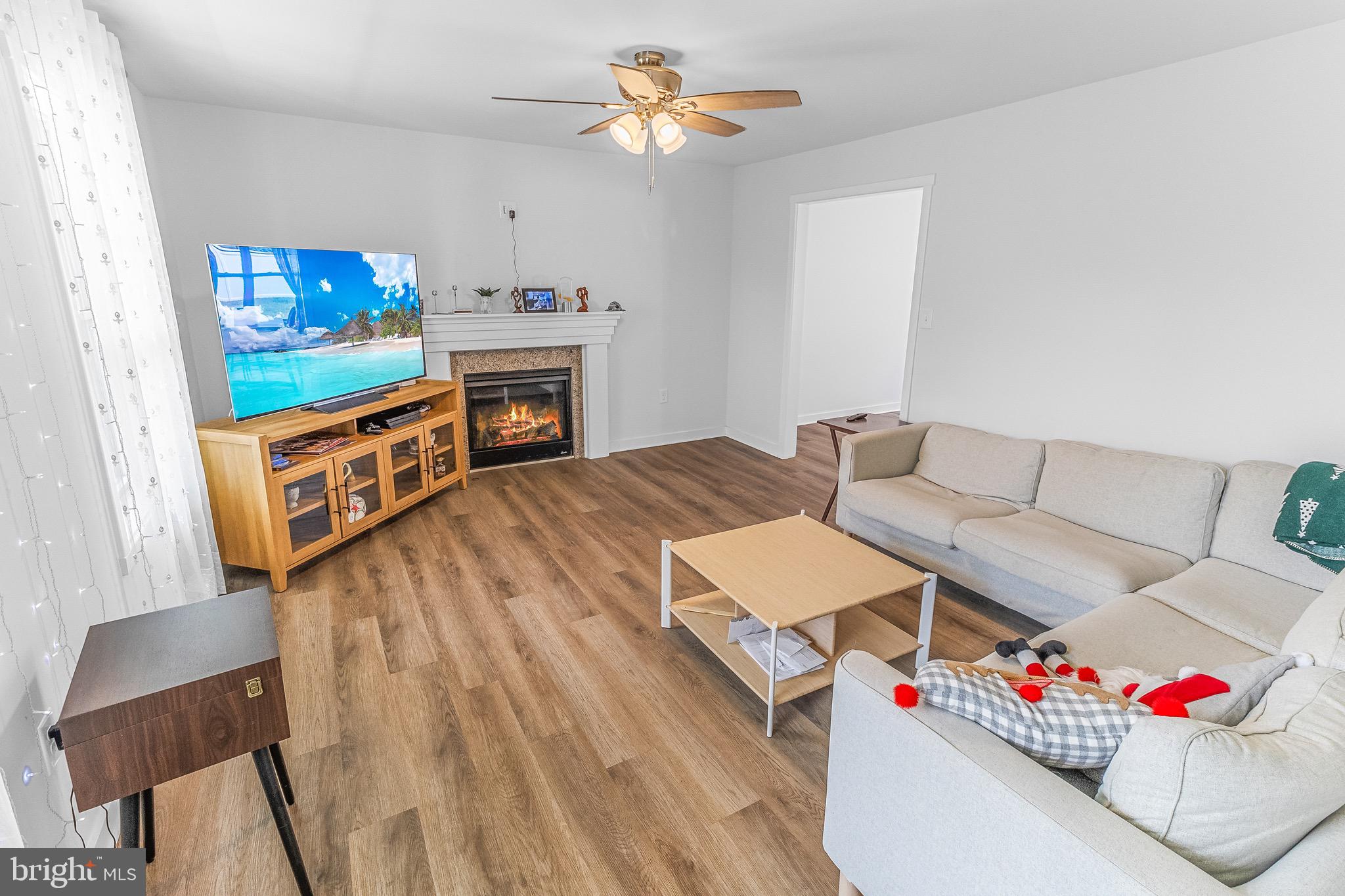 POINT VIEW ESTATES - Residential