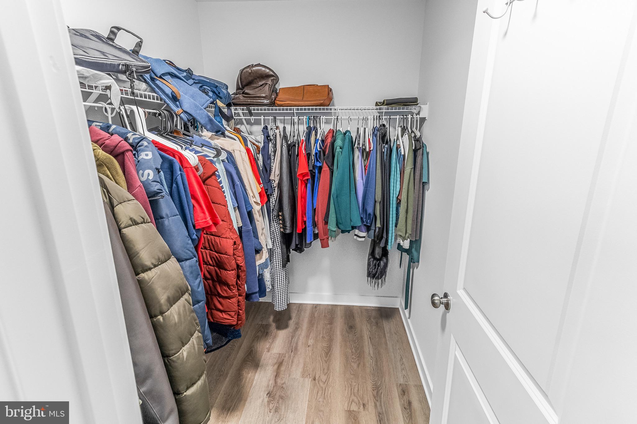 POINT VIEW ESTATES - Residential