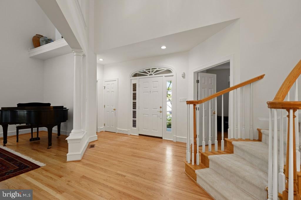7410 HONESTY WAY