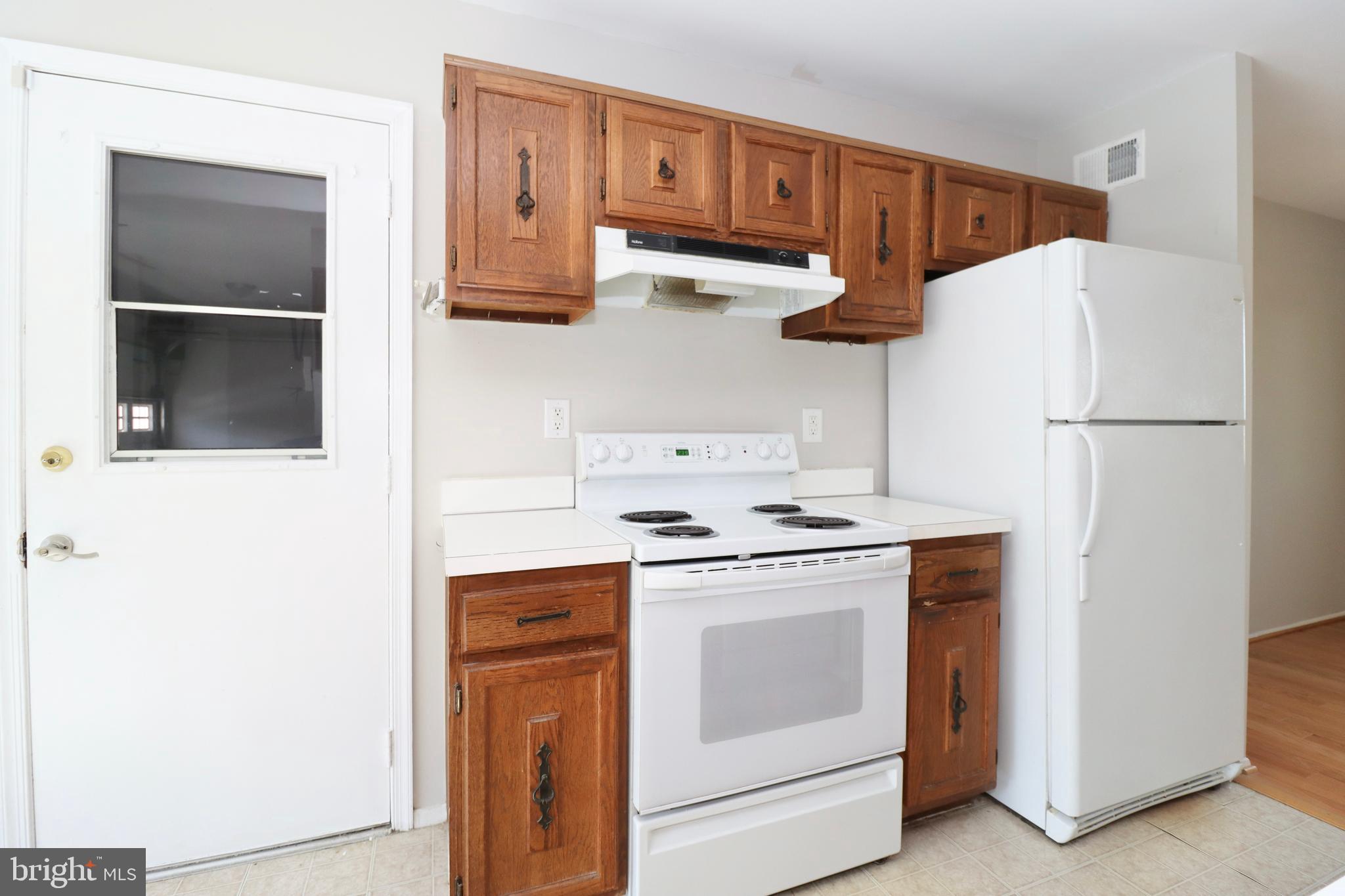 6502 OLD SANDY SPRING ROAD