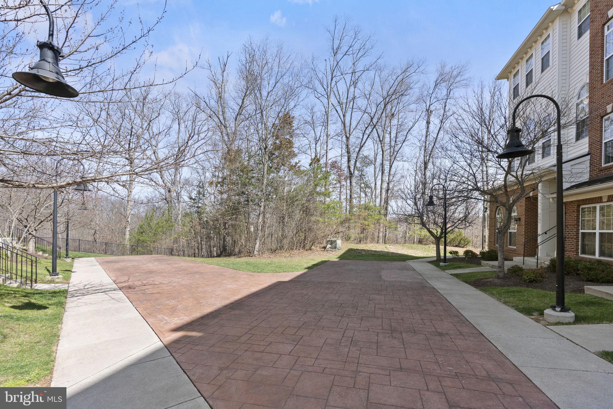 MARKET CENTER CONDOMINIUM - Residential