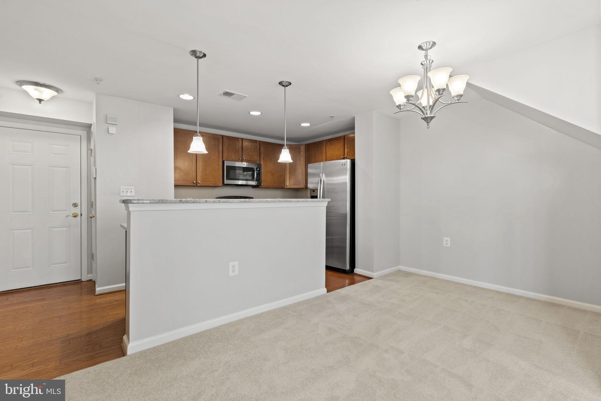 MARKET CENTER CONDOMINIUM - Residential