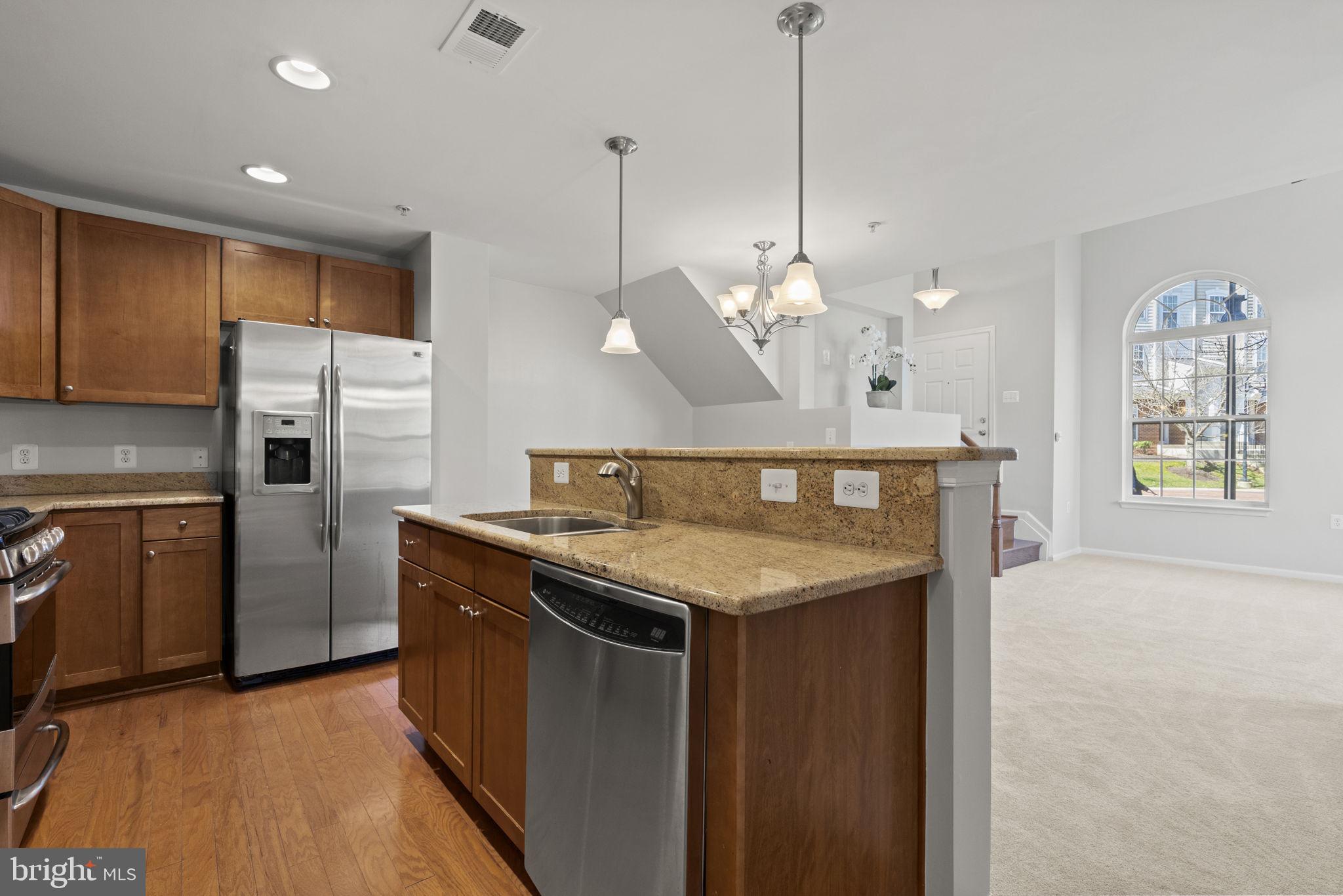 MARKET CENTER CONDOMINIUM - Residential