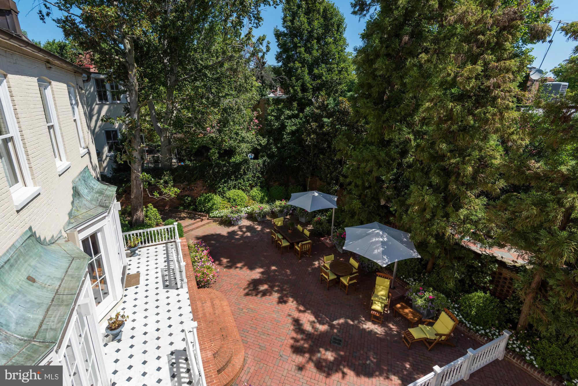 GEORGETOWN - Residential