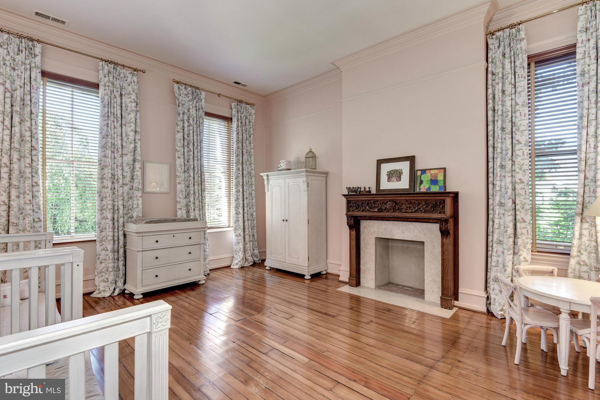 GEORGETOWN - Residential