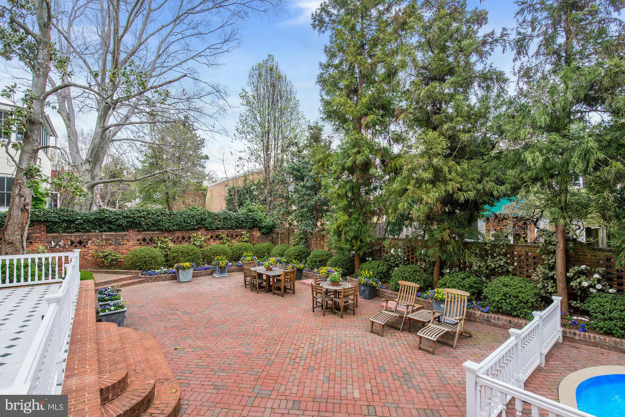 GEORGETOWN - Residential