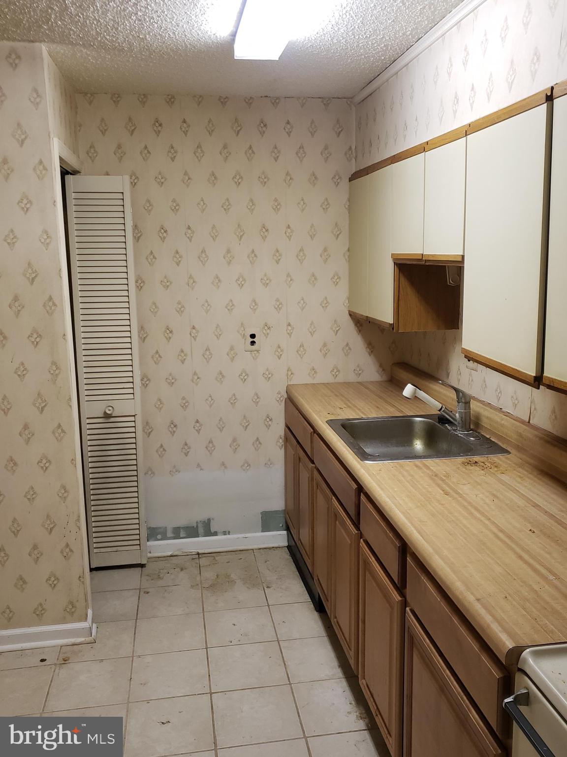 HAVERFORD HILL - Residential