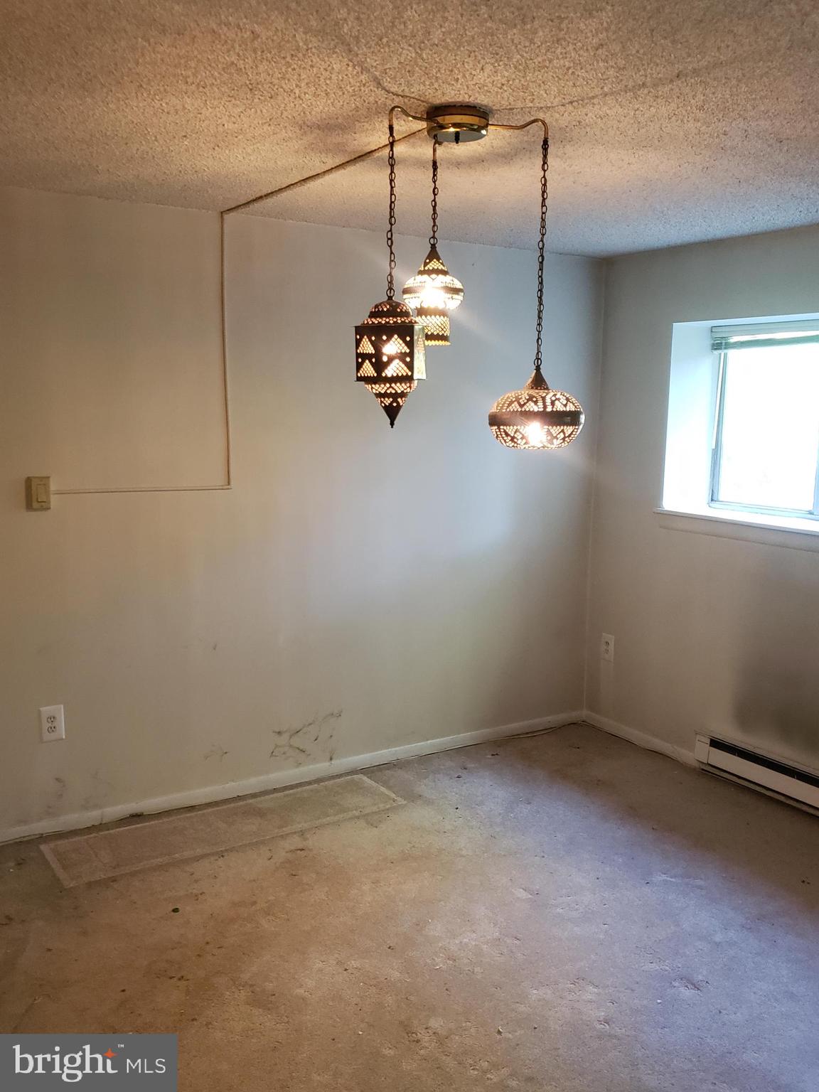 HAVERFORD HILL - Residential