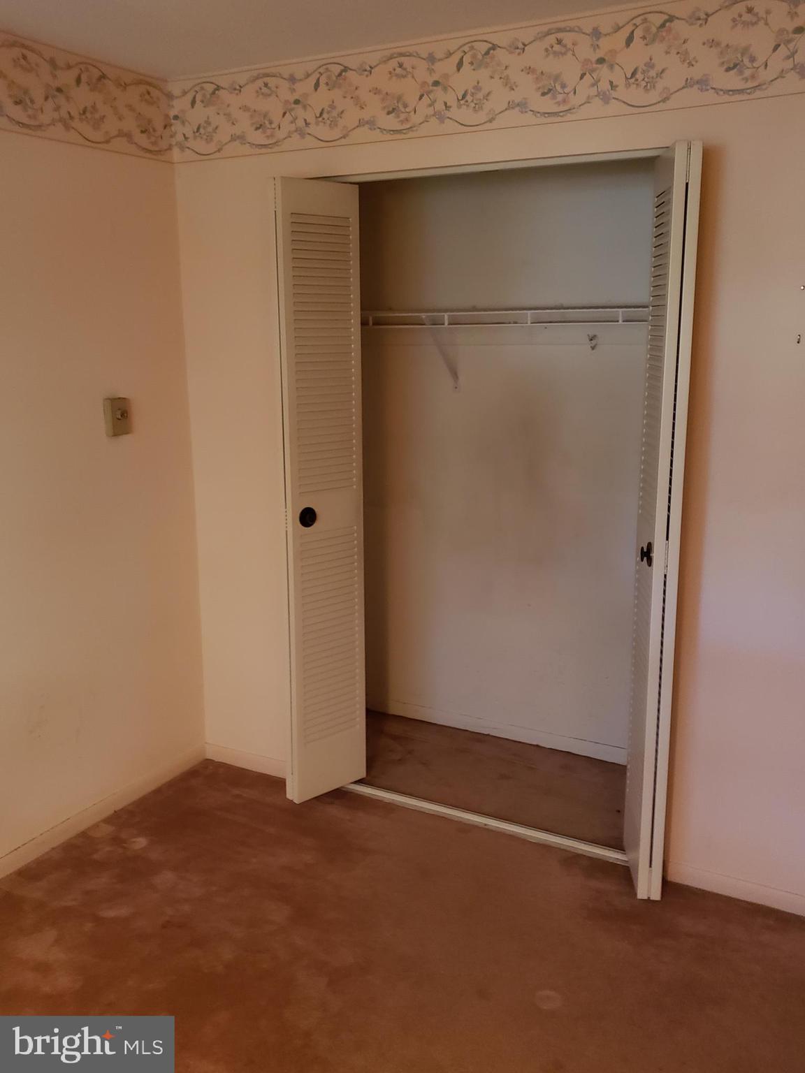 HAVERFORD HILL - Residential