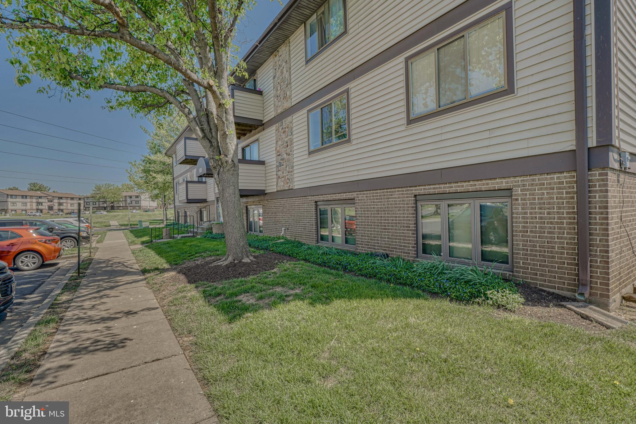 AMBERTOWNE - Residential