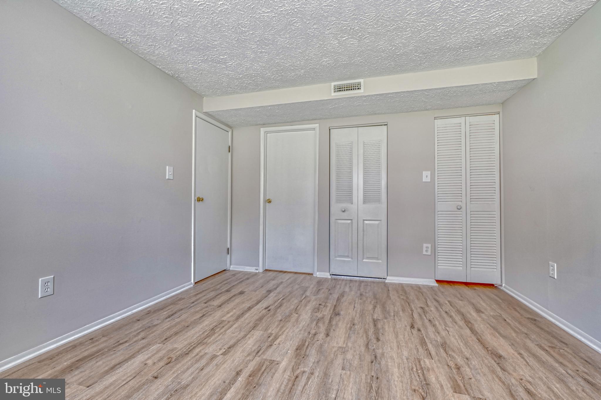 AMBERTOWNE - Residential