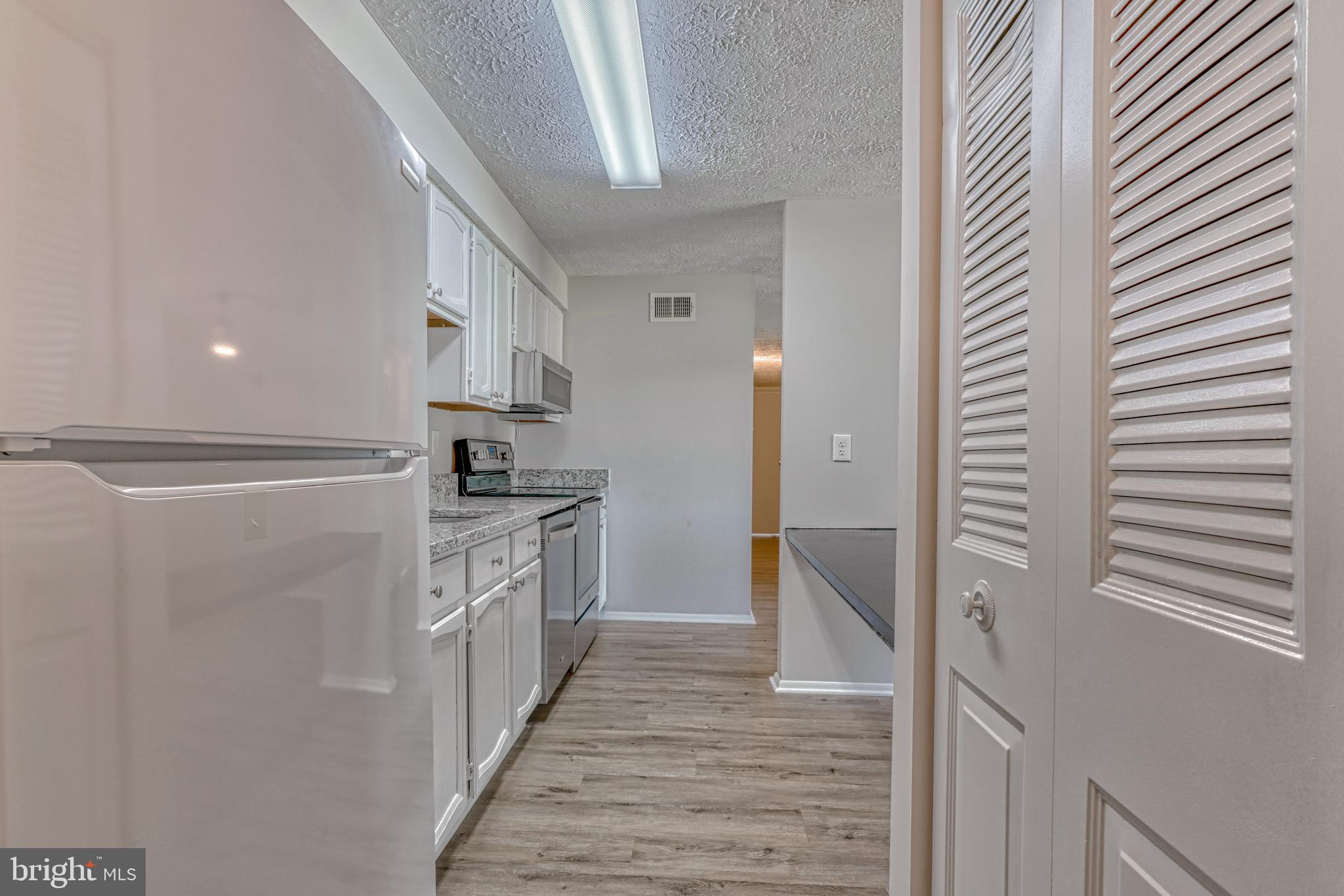 AMBERTOWNE - Residential