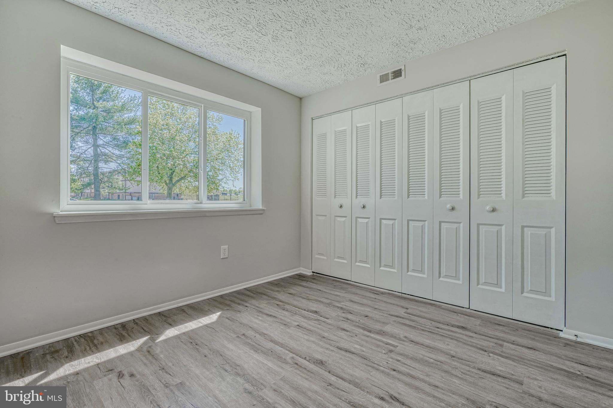 AMBERTOWNE - Residential