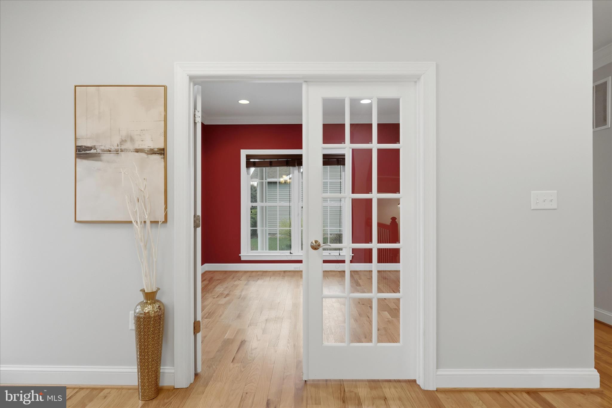 RAVEN POINTE - Residential