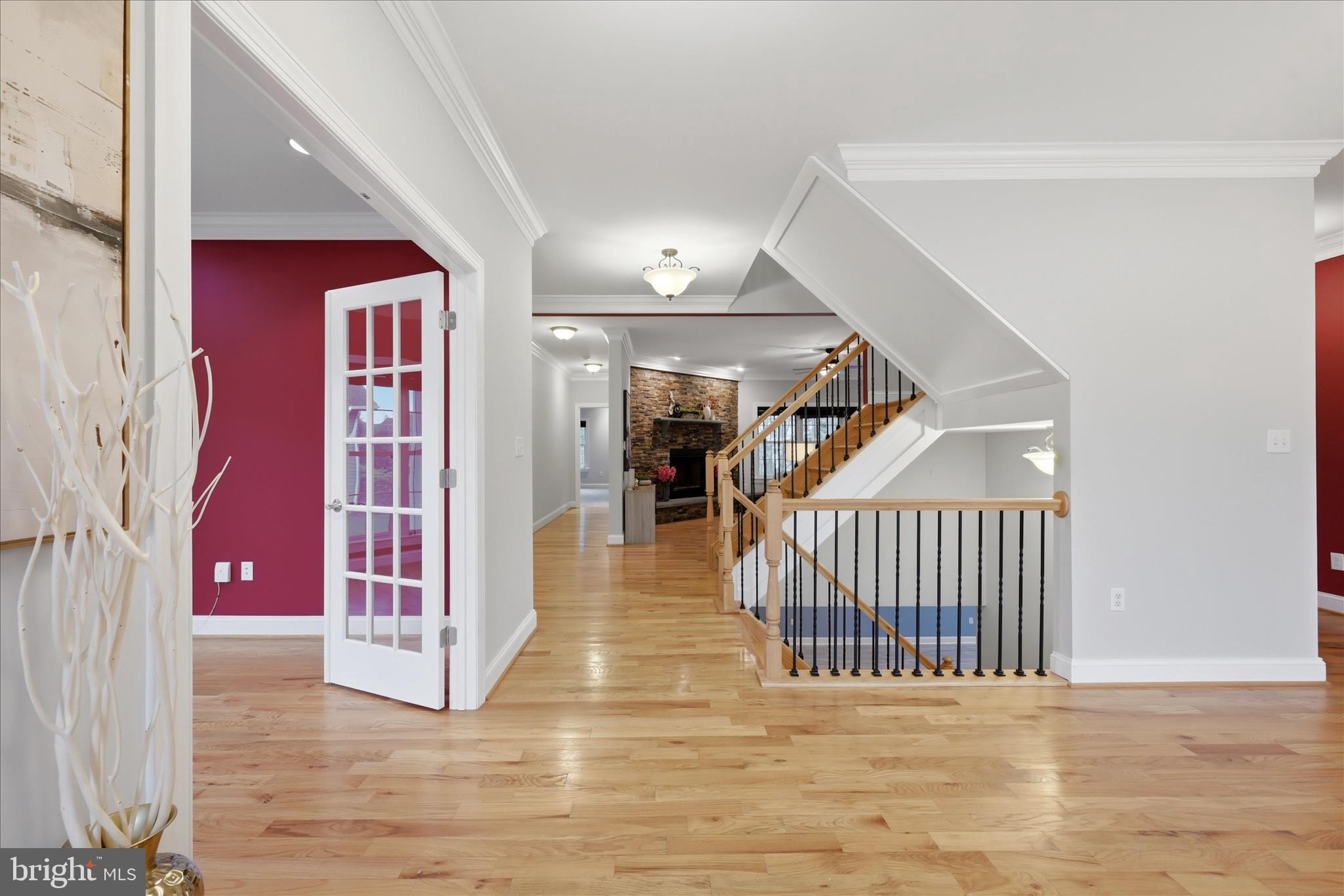 RAVEN POINTE - Residential