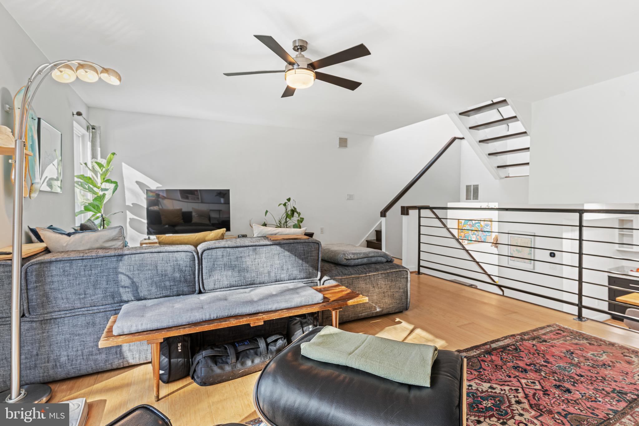 COLD SPRING NEWTOWN - Residential