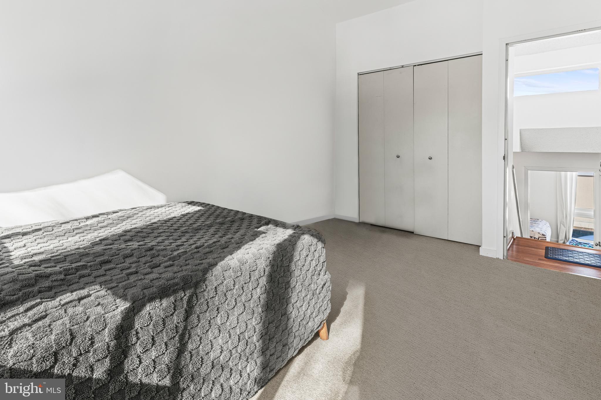 COLD SPRING NEWTOWN - Residential