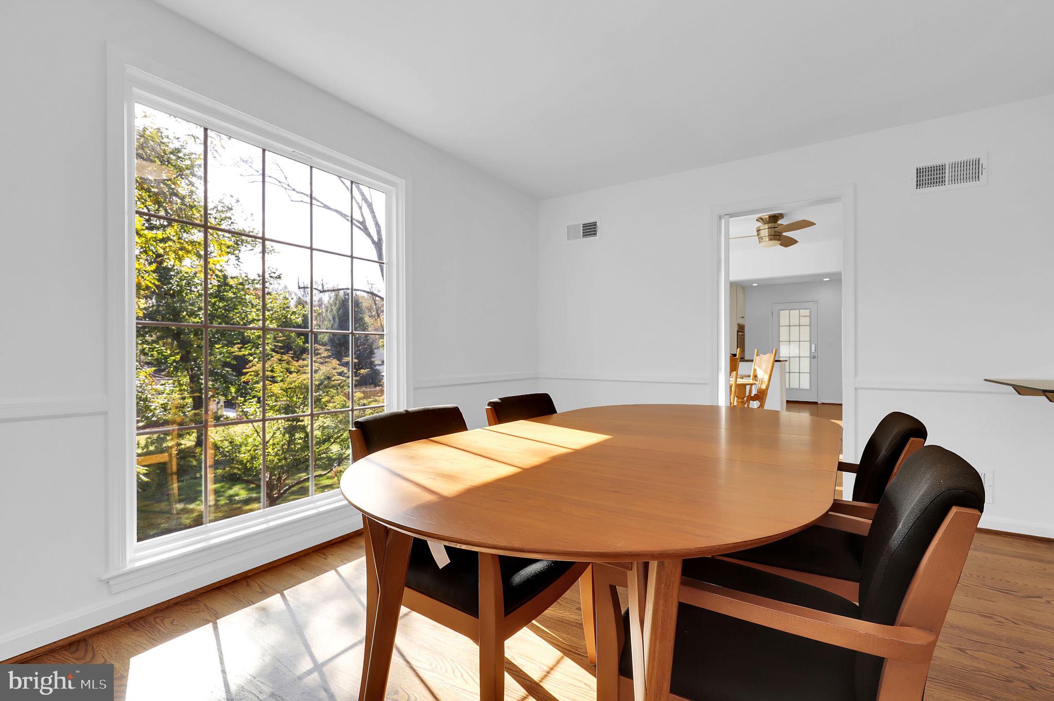 WILLIAMSBURG GARDENS - Residential