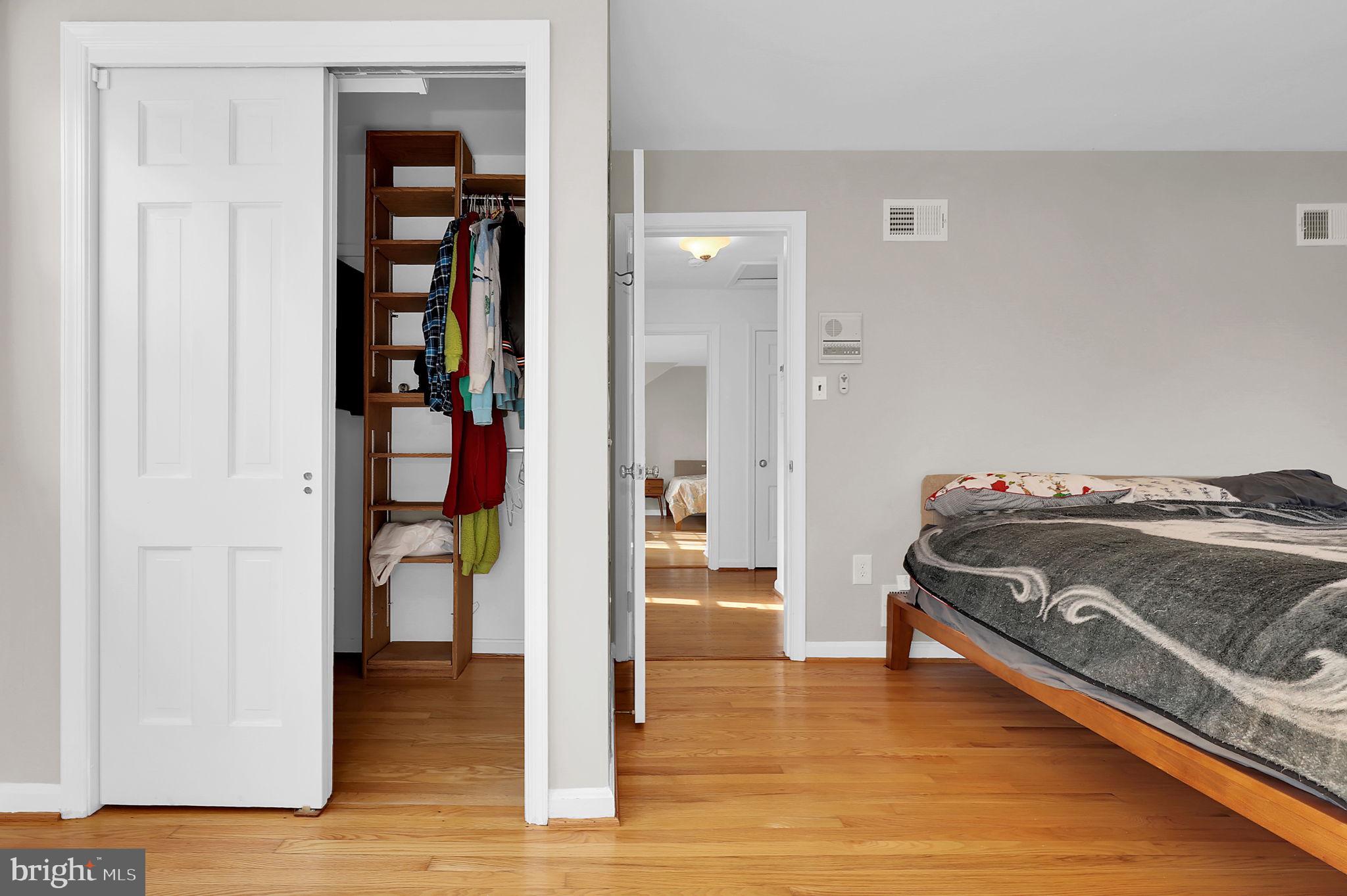 WILLIAMSBURG GARDENS - Residential