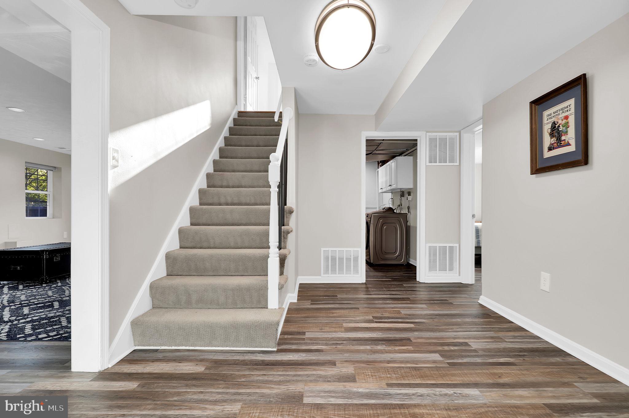 WILLIAMSBURG GARDENS - Residential