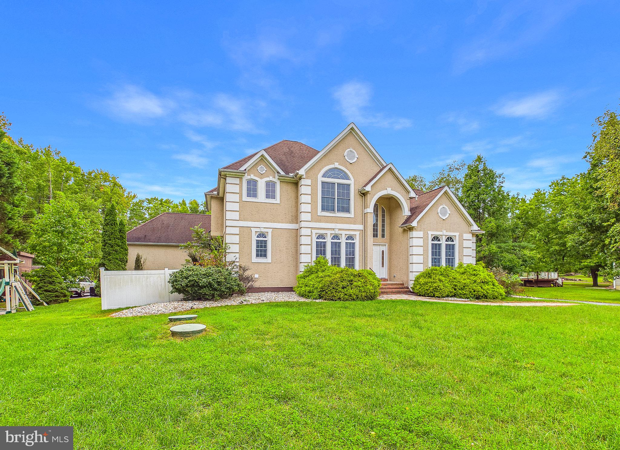 163 UNRUH DRIVE
