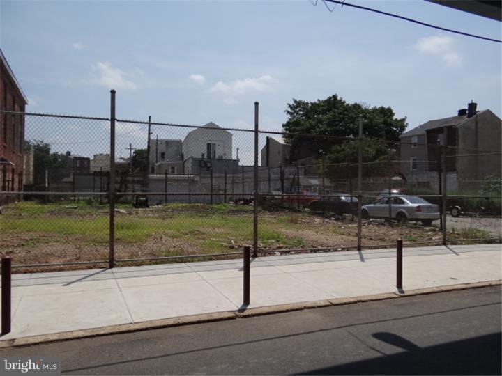 OLDE KENSINGTON - Commercial Sale