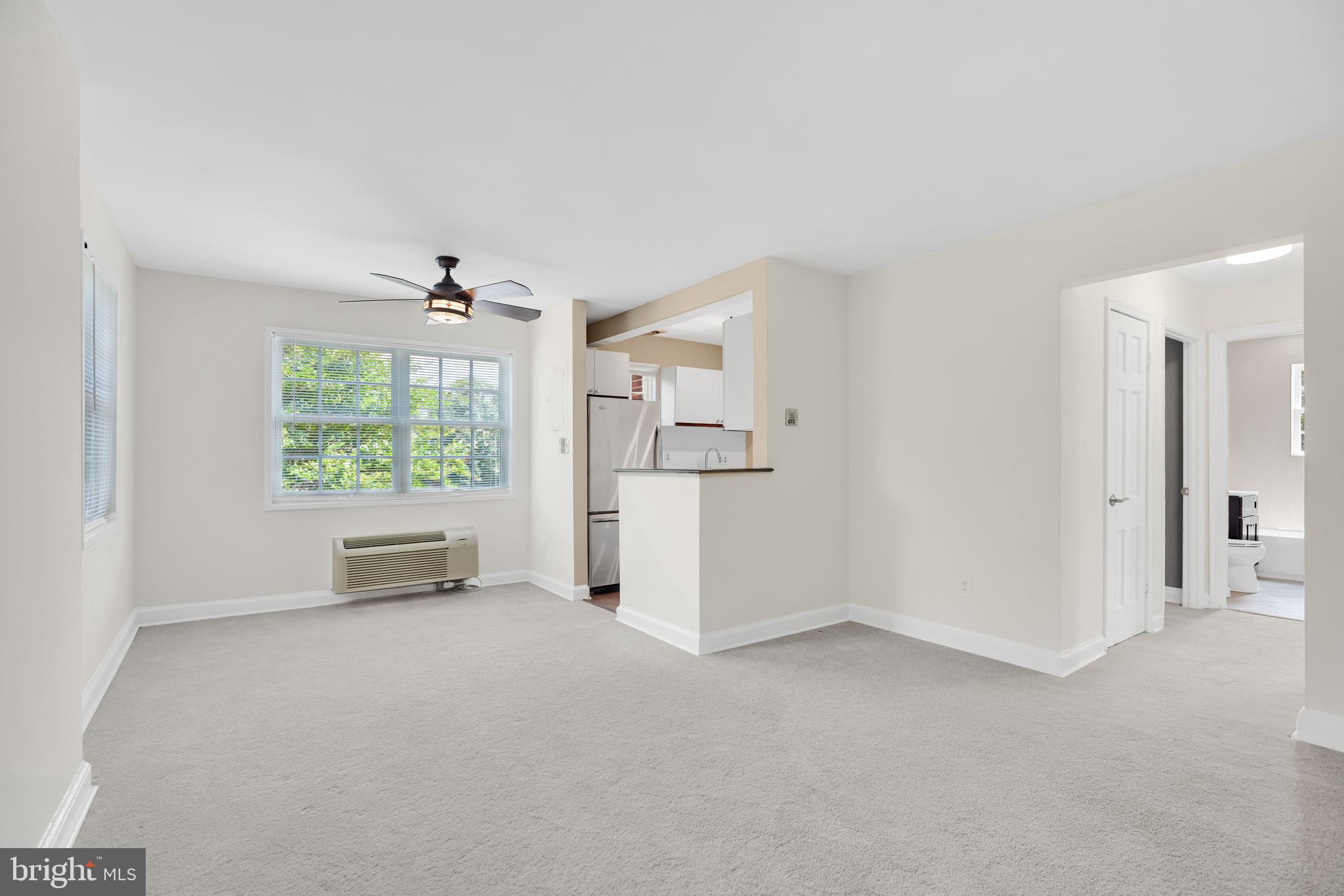 1700 W ABINGDON DRIVE 203