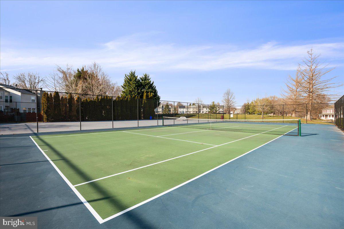 RICHFIELD STATION VILLAGE - Residential