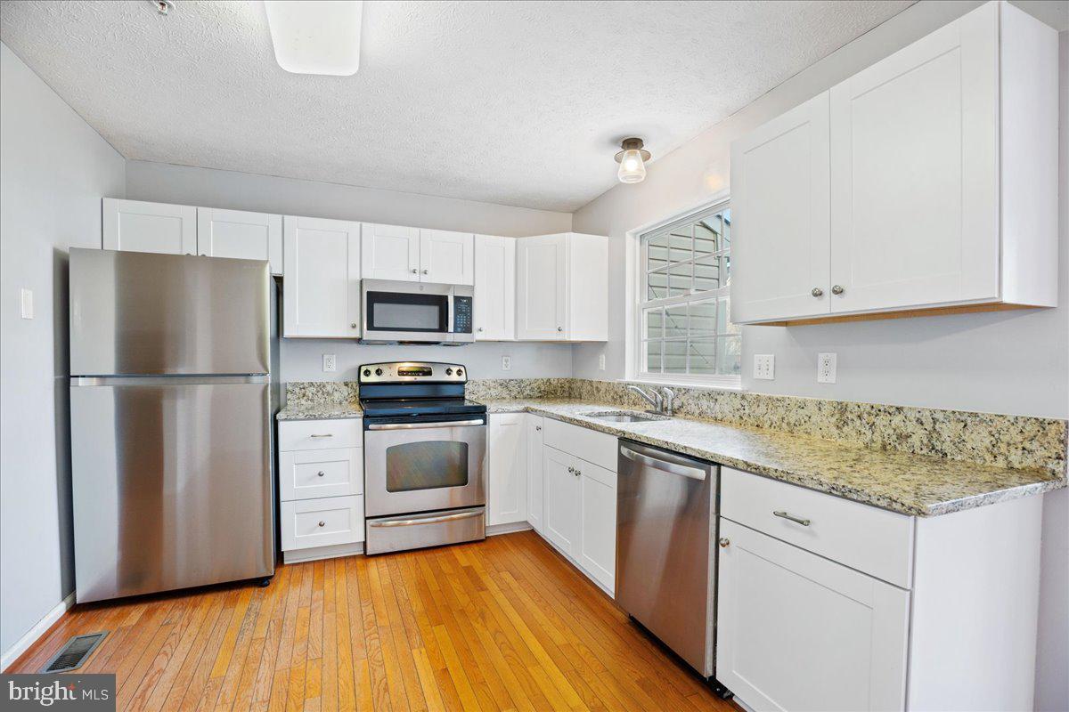 RICHFIELD STATION VILLAGE - Residential