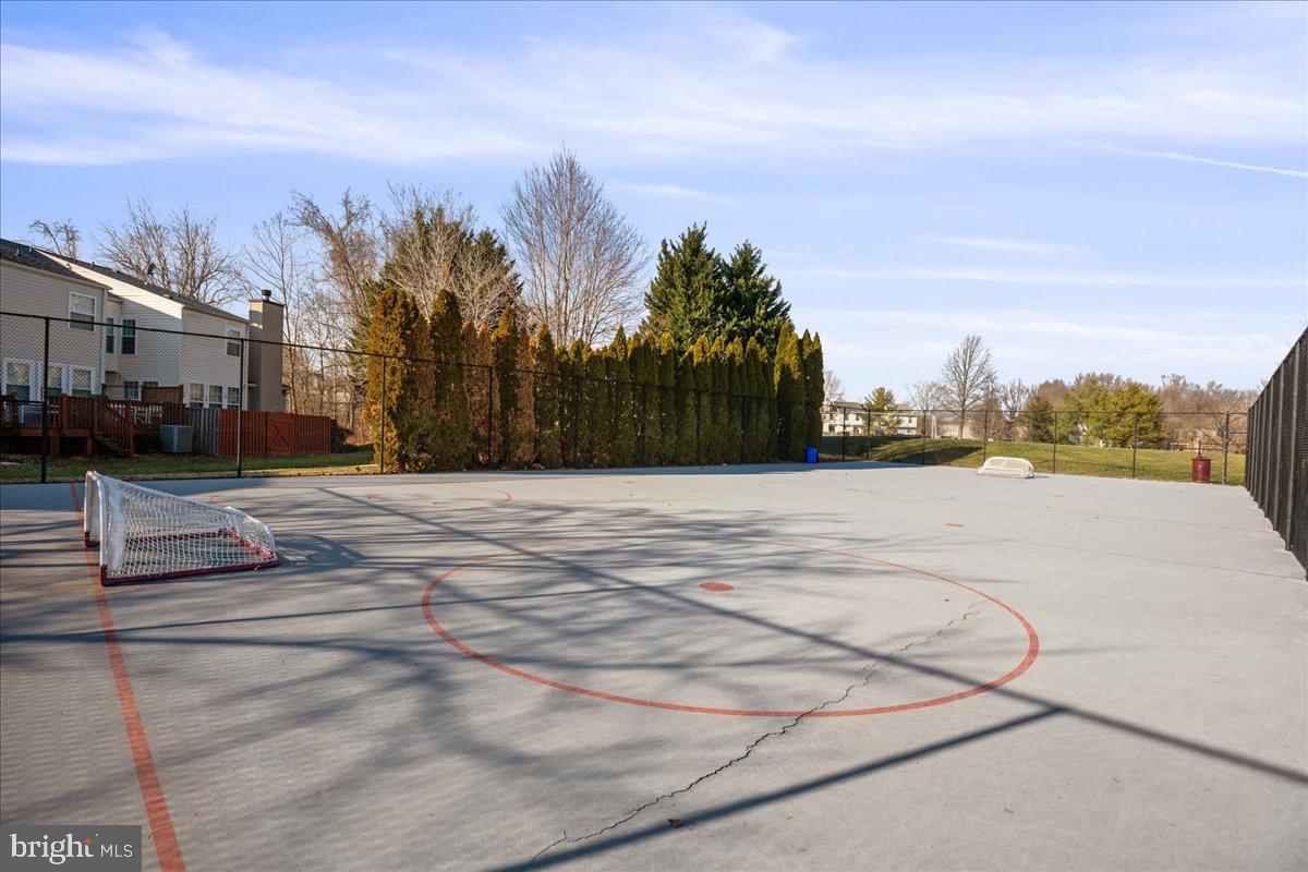 RICHFIELD STATION VILLAGE - Residential