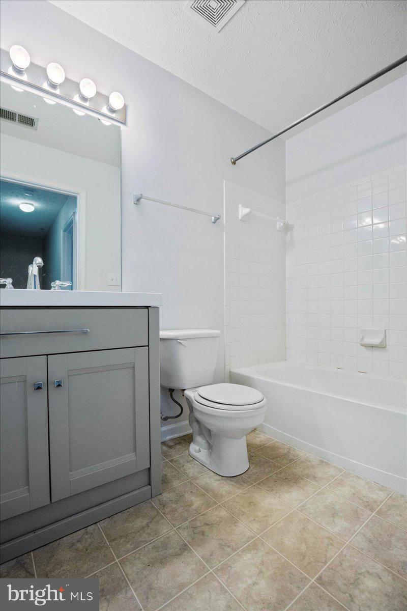 RICHFIELD STATION VILLAGE - Residential